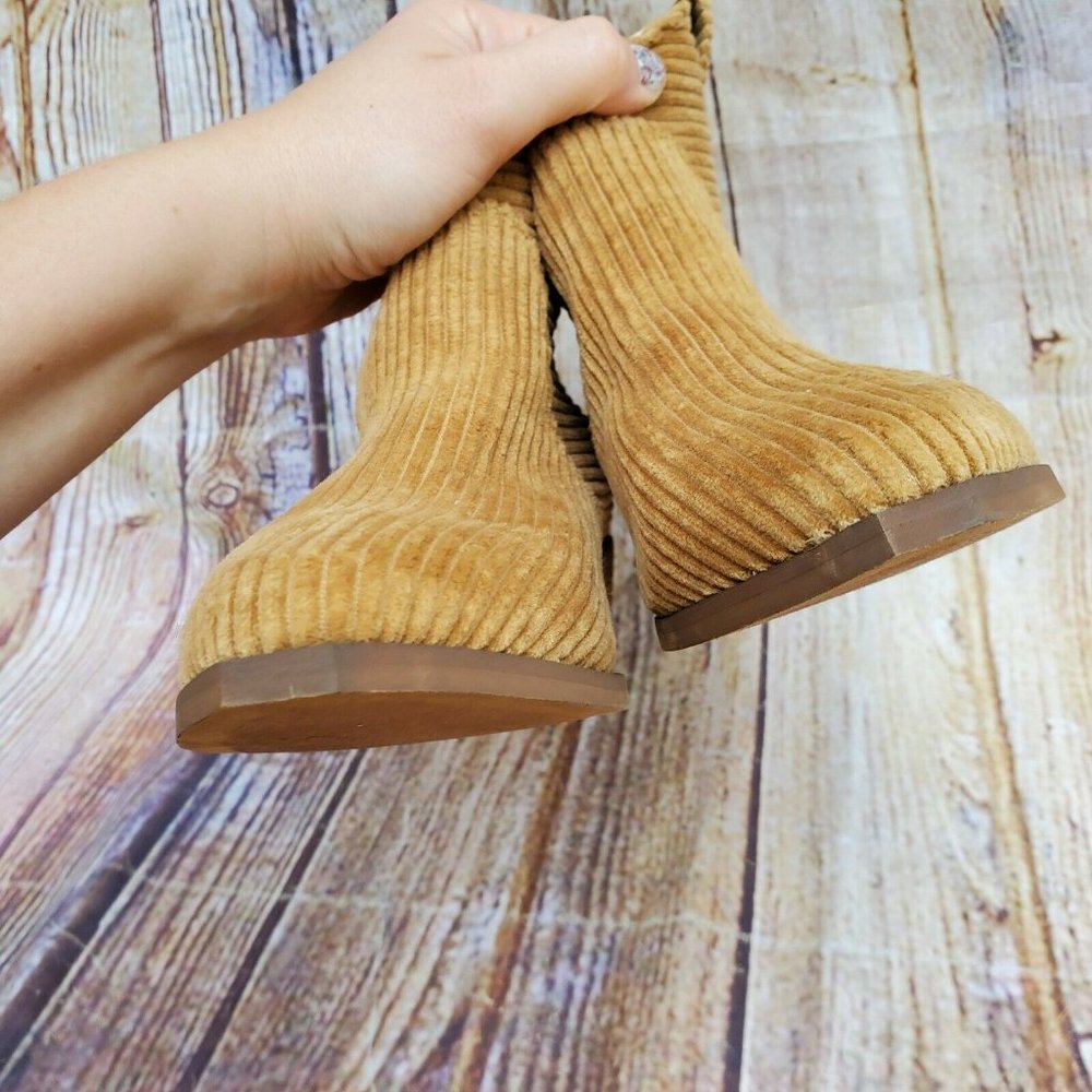 Band of Gypsies Western Delta Corduroy Ankle Boots - Picture 3 of 8